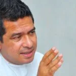 Lal Kantha gets Sujeewa Senasinghe's certificate!