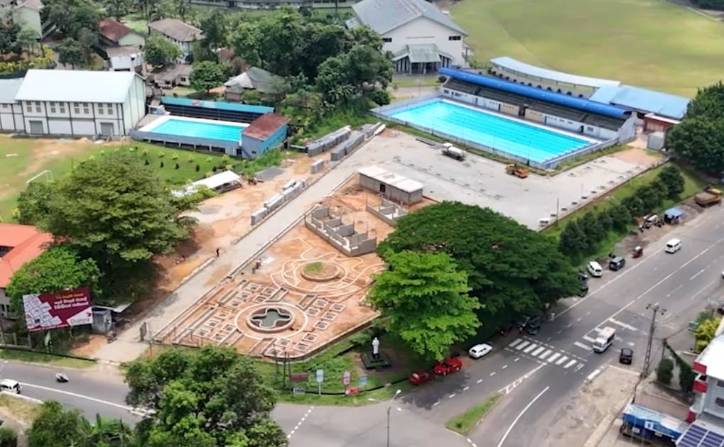 රත්නපුර නව නගර උද්‍යානයේ ඉදිකිරීම් කඩිනමින් අවසන් කරන්න – ආණ්ඩුකාරවරියගෙන් උපදෙස්