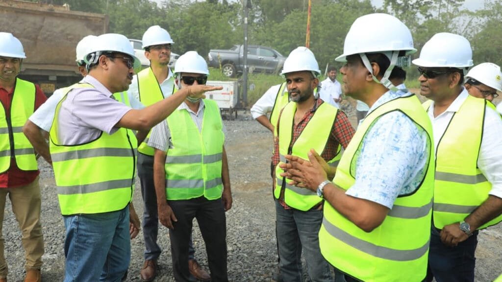 A statement from the Minister regarding the construction of the Central Expressway!