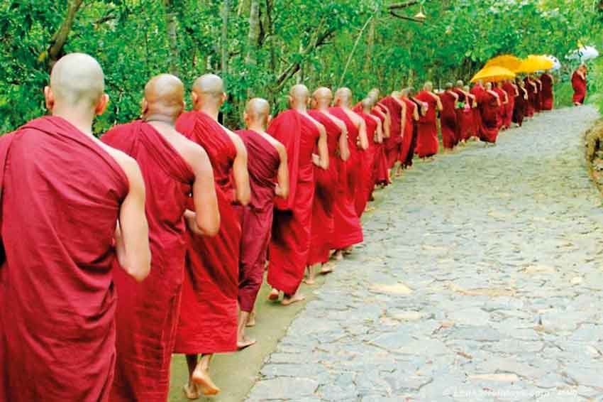 ලංකාවේ සංඝ රත්නය මියන්මාරයට දෑත් දිගු කරයි! – 11 වැනිදාට කරන්න යන දේ!