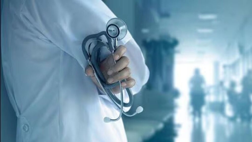 Doctor arrested with drugs
