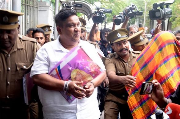 චාමරට ඇප නෑ!