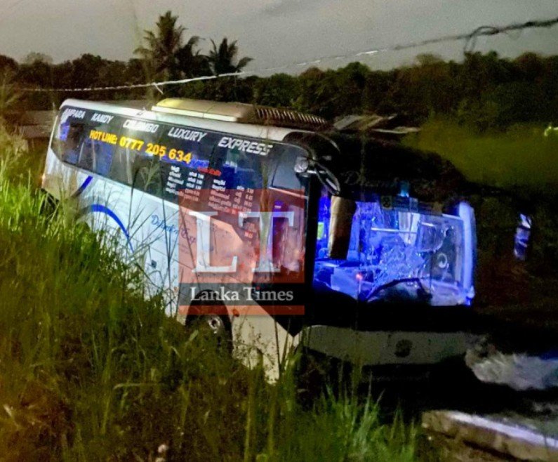 තවත් බස් අනතුරක්