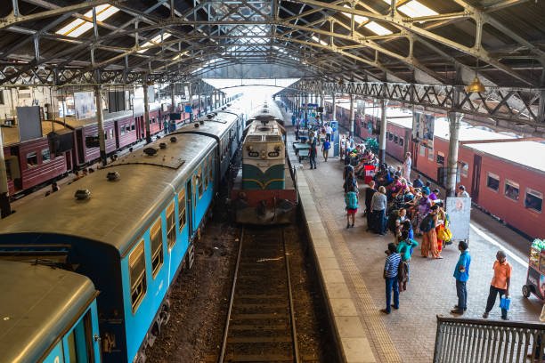 පොසොන් උත්සවයට අනුරපුරේ යන ඔබට නොමිලේ දුම්රිය ගමන්වාර රැසක්