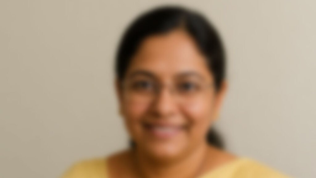 අල්ලස් ගත් මහනුවර විදුහල්පතිනියක් රටින් පනින්න සැරසේ!