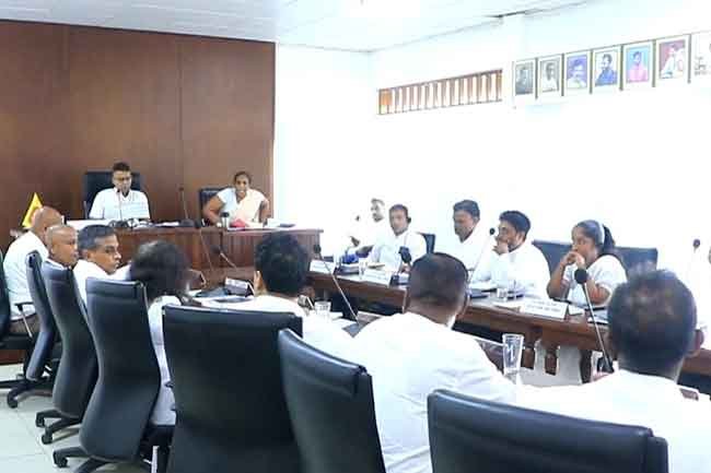 දොඩංගොඩ ප්‍රාදේශීය සභාවේ NPP අයවැය පරාදයි!