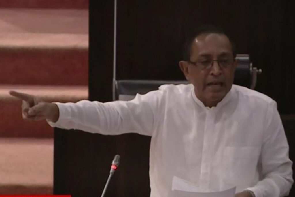 කබීර් රටම ගිනි තිබ්බාද?