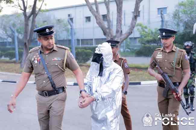 ඩුබායිහි සැඟව සිටි අපරාධ කල්ලි සාමජිකයින් දෙදෙනක් සහ කාන්තාවක් දිවයිනට රැගෙන එයි!