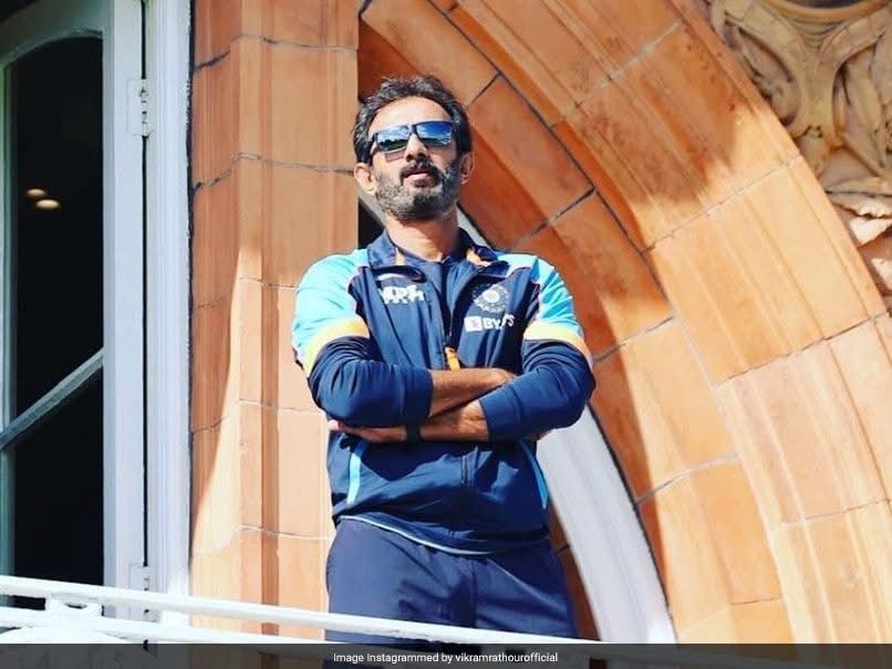 නව පිතිකරණ පුහුණුකරු ලෙස වික්‍රම් රාතෝර්!