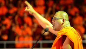 උදය – විමල් බැටන් එක ඥානසාර හාමුදුරුවෝ අරන්ද?