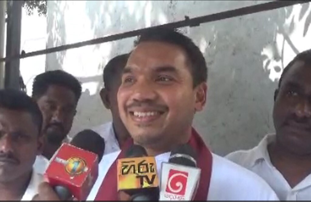 ආණ්ඩුවේ වංචා වහගන්න අපිව උසාවි ගෙනල්ලා පලක් නැහැ – නාමල්