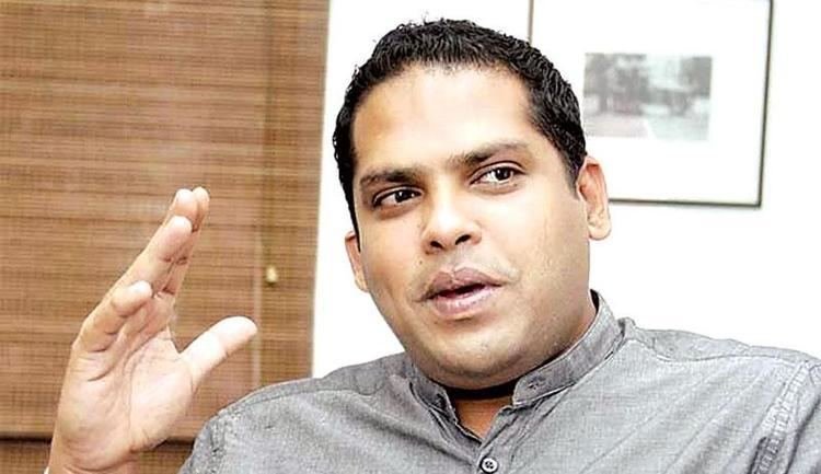 මොනවා කරන්න පටන් ගත්තත් මේ ආණ්ඩුව මුලින්ම නානවා – හරීන්