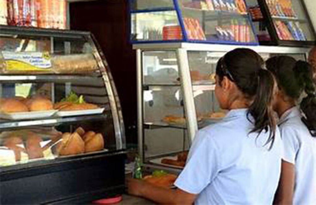 සෞඛ්‍ය සම්පන්න පාසල් ආපනශාලා මාර්ගෝපදේශය නිකුත් වෙයි!