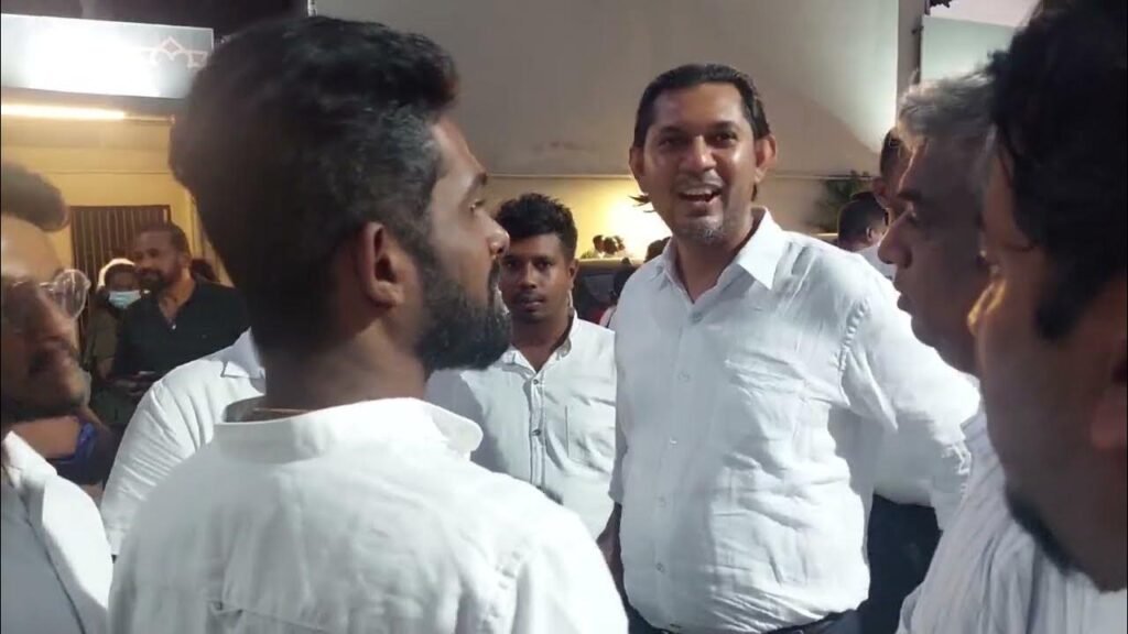 ගෝඨාභයගේ හිටපු පෞද්ගලික ලේකම් සුගීෂ්වර බණ්ඩාර අත්අඩංගුවට!