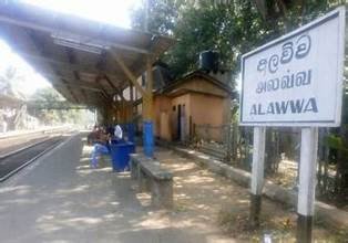 දුම්රිය දේපළවලට අලාභහානි කළැයි පුද්ගලයෙකු අත්අඩංගුවට!