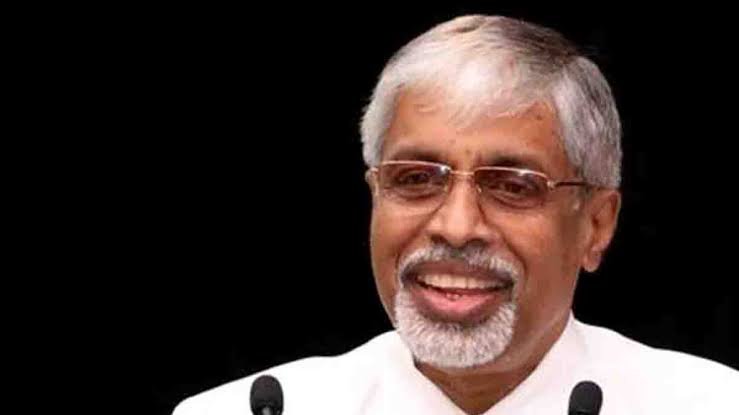 මධ්යම පළාත් ආණ්ඩුකාරවරයාත් ඉල්ලා අස්වීම දෙයි!