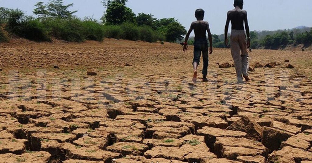 එල් නිනෝ නිසා දිස්ත්රික්ක 7කට බලපෑම් – පානීය ජලය බෙදා හැරීමත් ඇරඹේ!