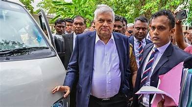 රනිල්ට එරෙහි රාජ්‍ය මුදල් අවභාවිත කිරීම:නඩු විභාගය වෙනුවෙන් රනිල් අධිකරණය හමුවට!