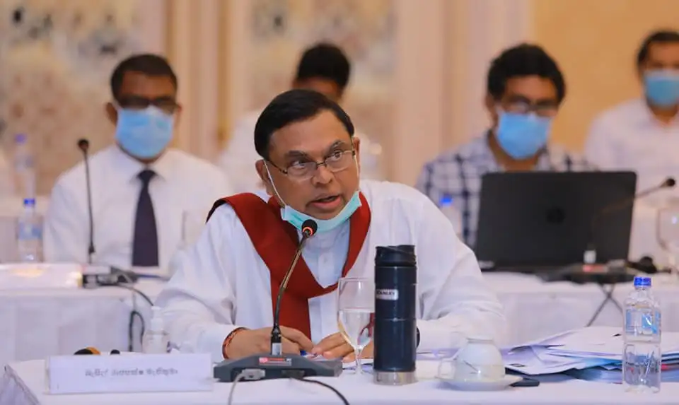 බැසිල්ට එරෙහිව රතු වරෙන්තු ගන්නැයි අධිකරණ නියෝගයක්!