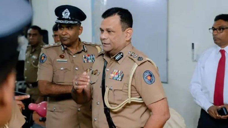 SDIG රන්මල් ඇතුළු නිලධාරීන් 06කගේ ස්ථාන මාරු ප්‍රතික්ෂේප වෙයි!